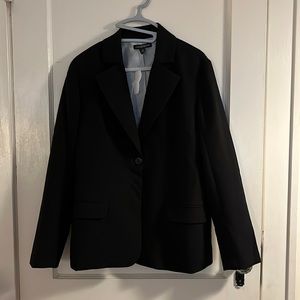NWT A Pea in the Pod Maternity Black Button Blazer, Size Medium